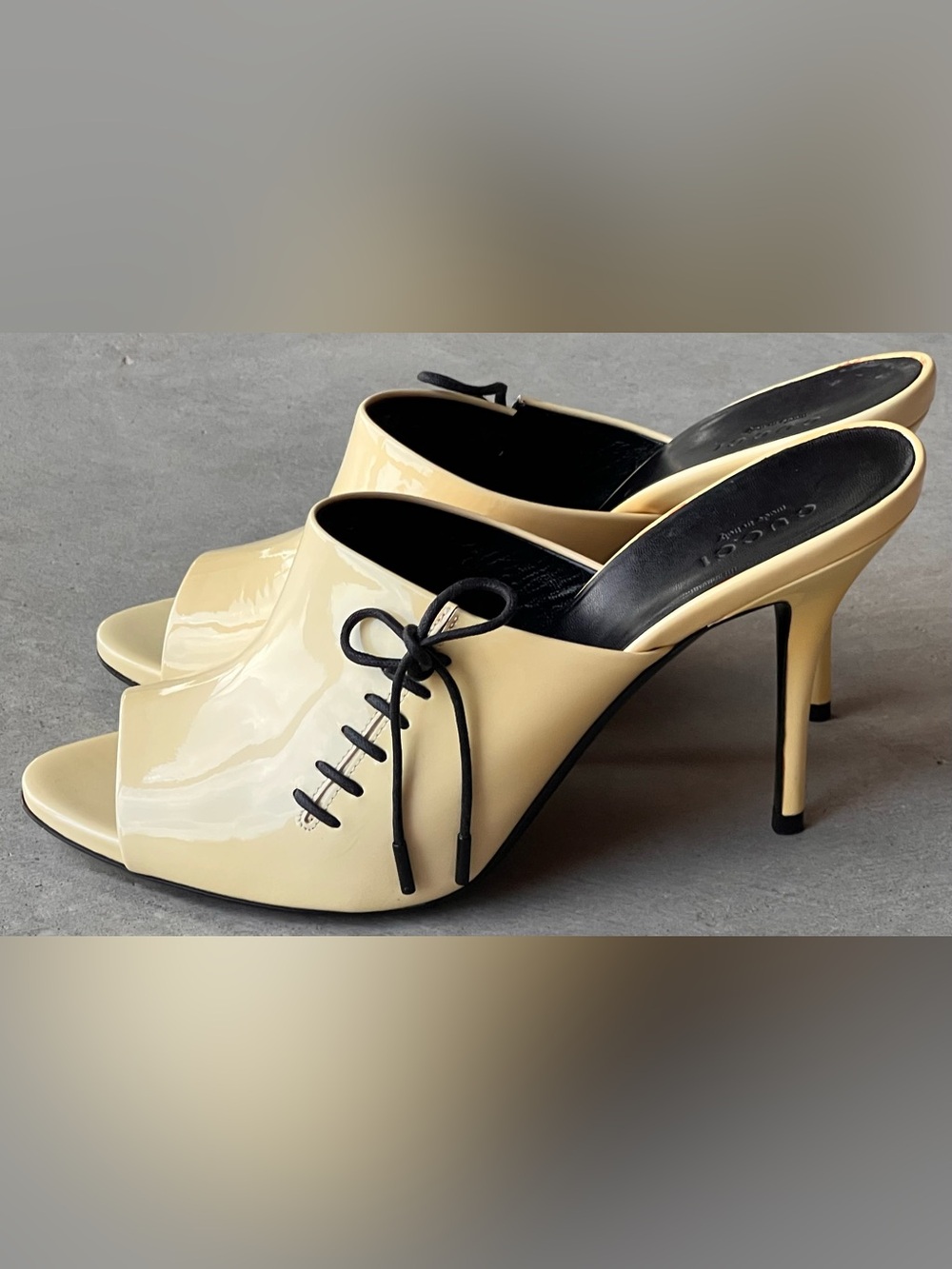 Gucci Tom Ford Rare Patent Leather Corset Lace Up Mule Heels Yellow 38C SS03 Y2K